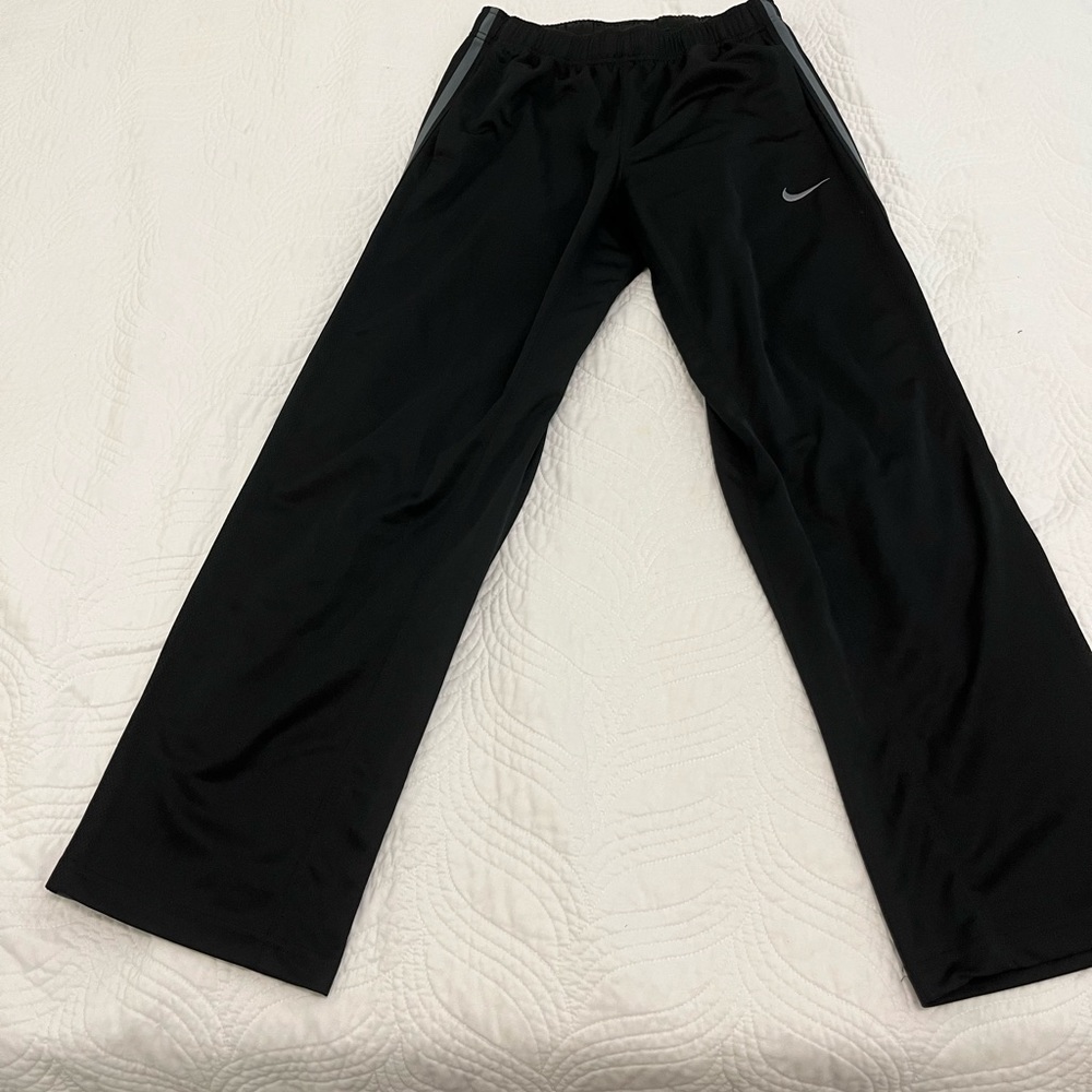 Nike sweatpants (mens)